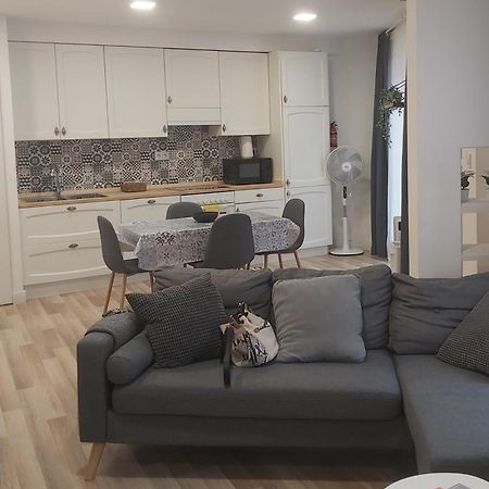 Canton, Ferrol Apartment ภายนอก รูปภาพ